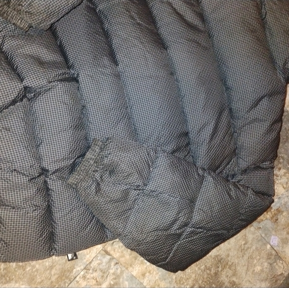 First Down Men's Charcoal Reversible Puffer Jacket - Picture 9 of 10